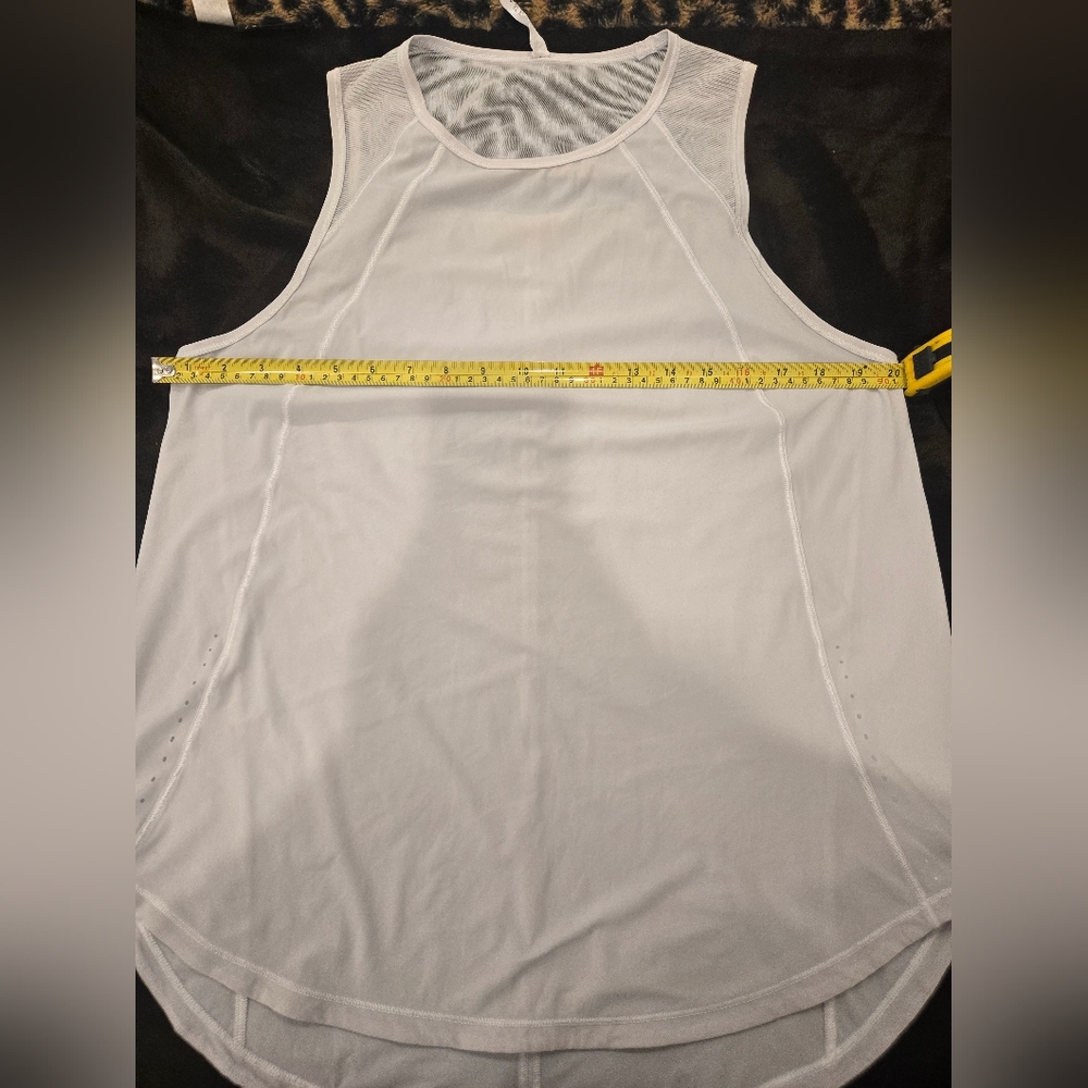 Lululemon Athletica Silver Muscle Tee - Picture 5 of 7